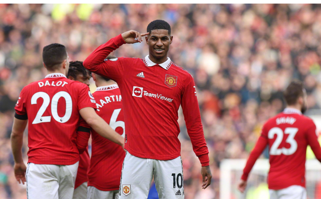 场观看卢卡 场观看卢卡